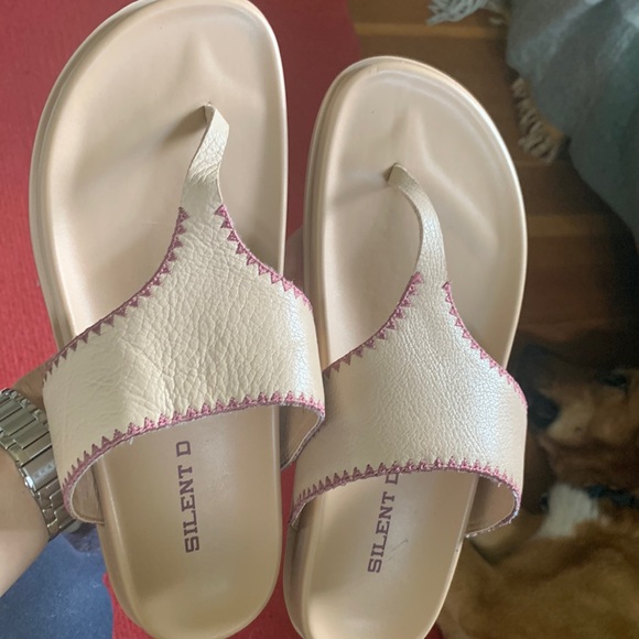 Silent D sandals 41, sz 10 - Picture 2 of 3